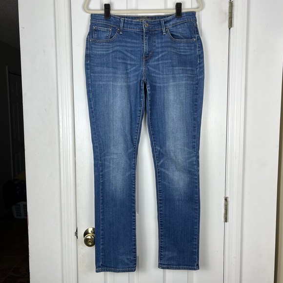 Levi’s Demi Curve Classic Rise Slim Leg Jeans - Picture 1 of 9